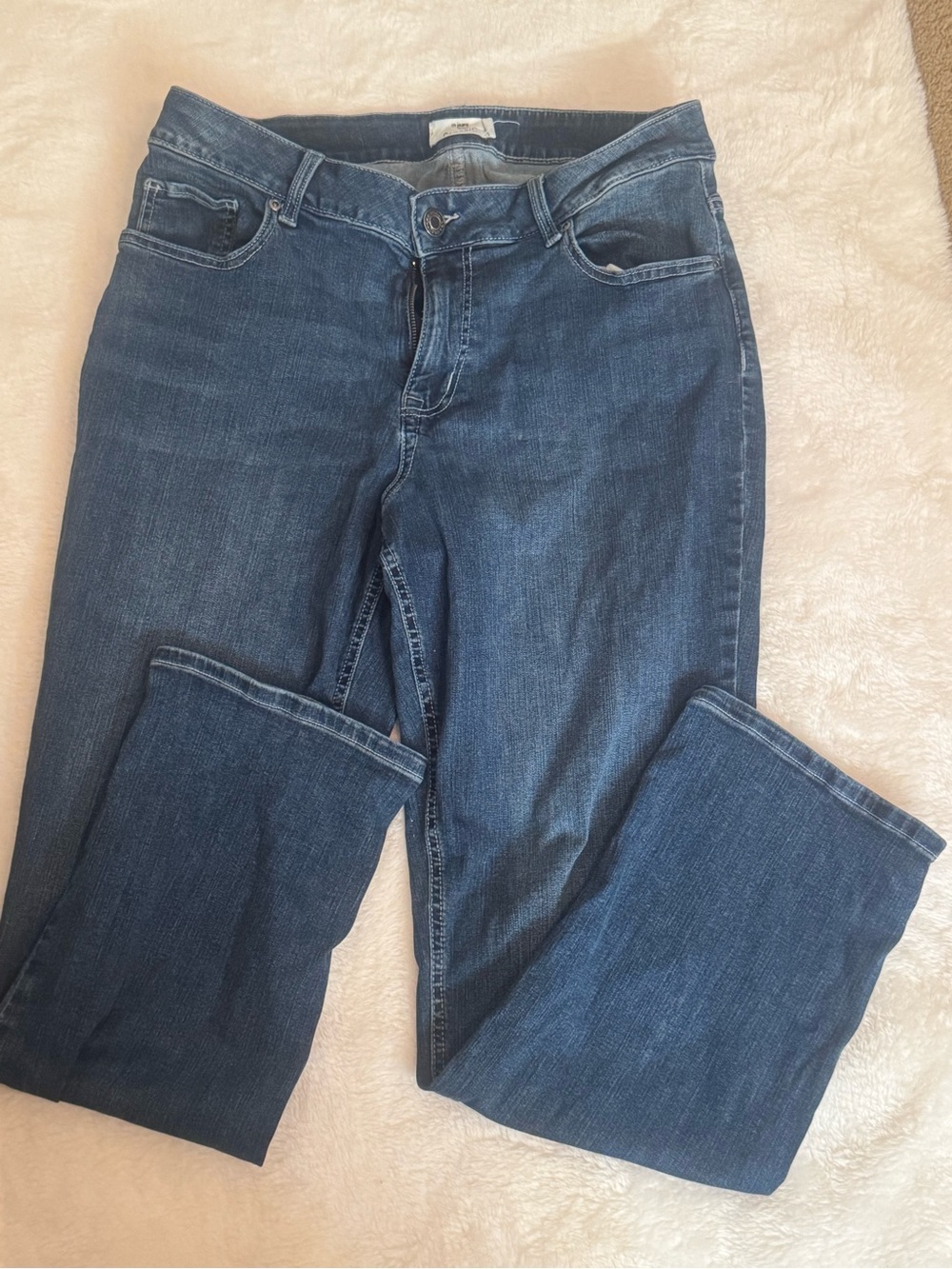 Women's Boot Cut Jeans in Dark Blue